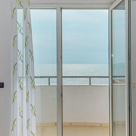 Apartment Paradise Coast Durres
